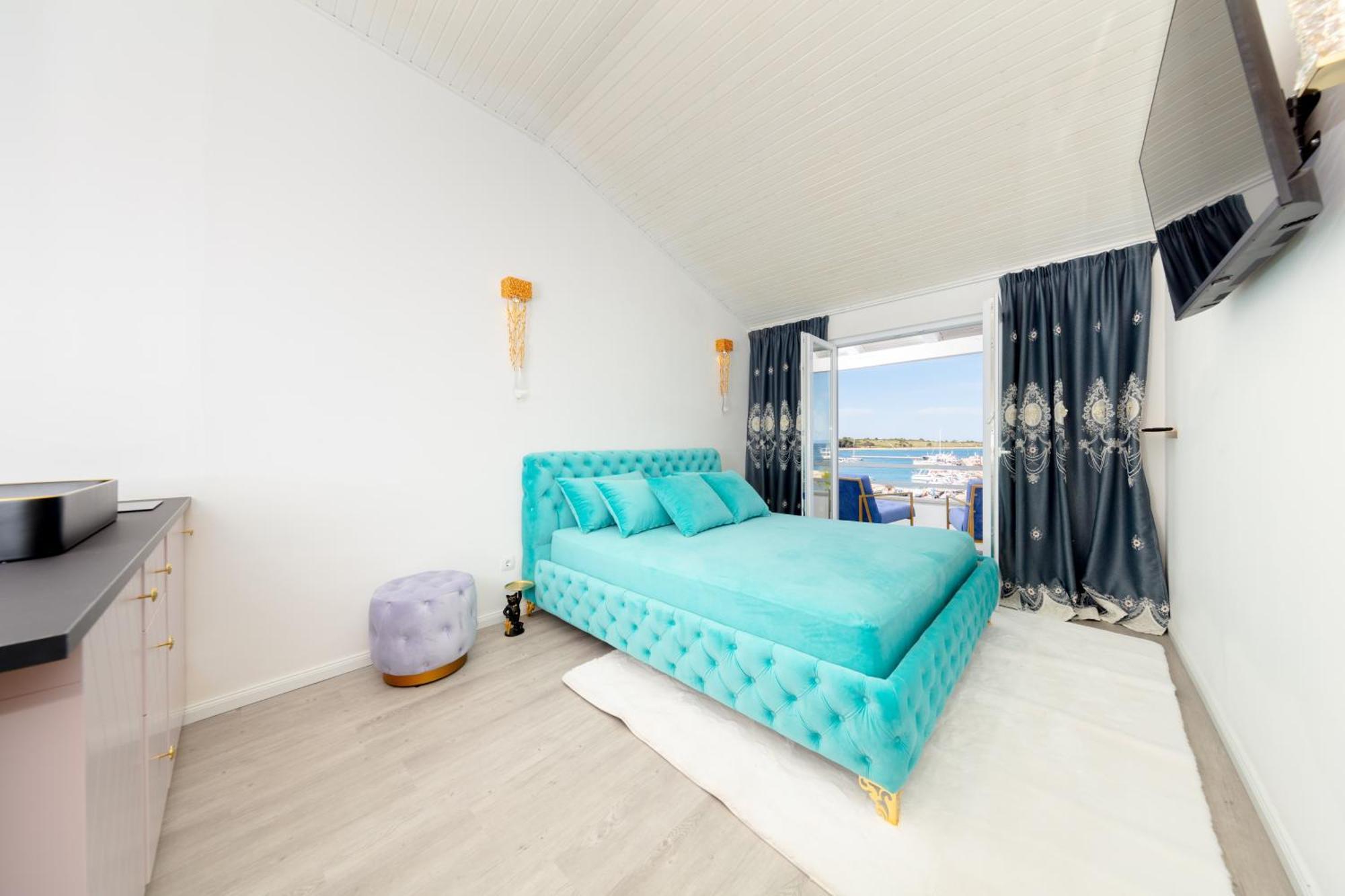 Boutique Residence Sundays Novalja Bagian luar foto